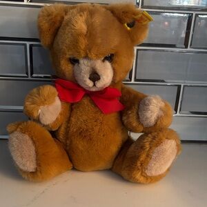 Sweet Steiff Bear